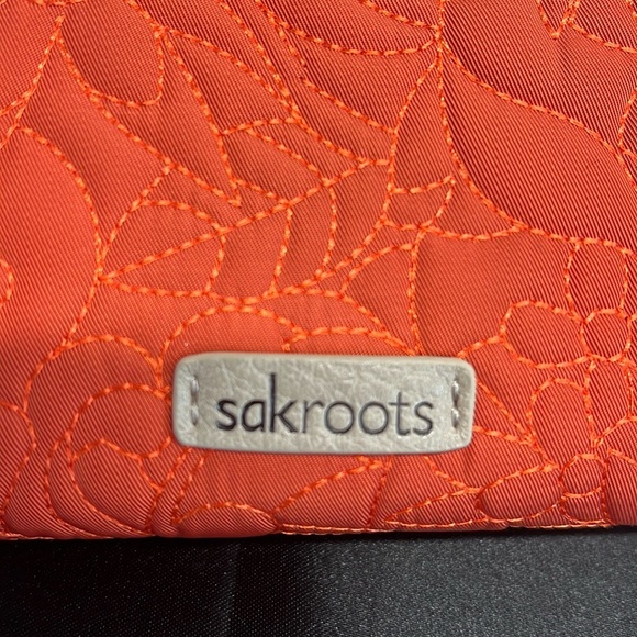 Sakroots | Cyan Smart Phone Crossbody/Wallet/Wristlet ~ Made Recycled Bottles ♻️ - Picture 6 of 14